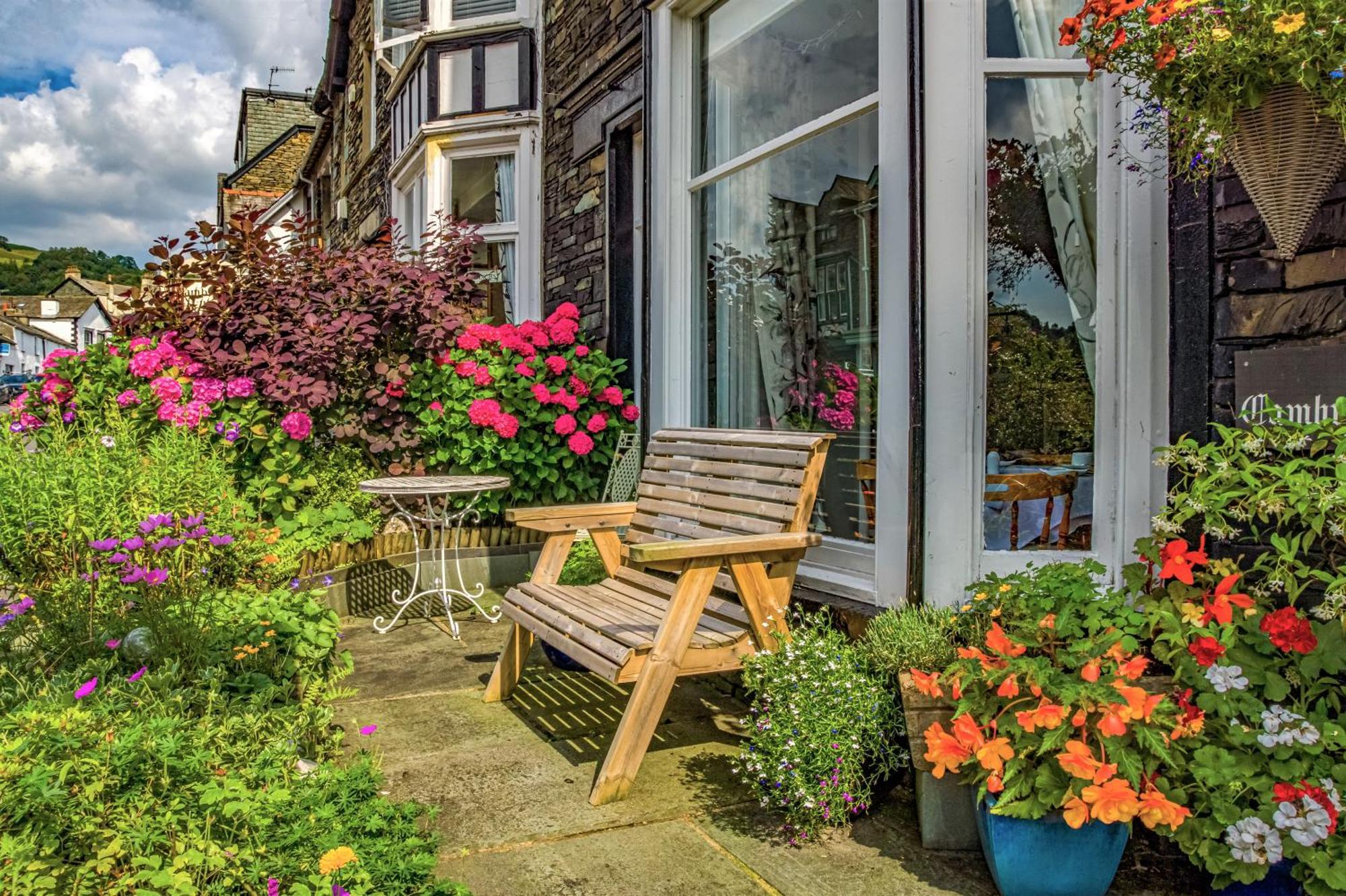 2 Cambridge Villas B & B Ембълсайд Екстериор снимка